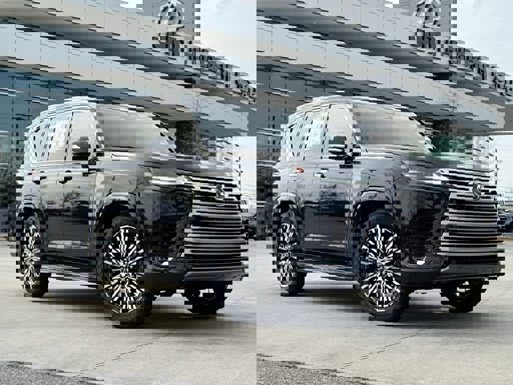 New 2026 Lexus LX 700h Luxury image 2