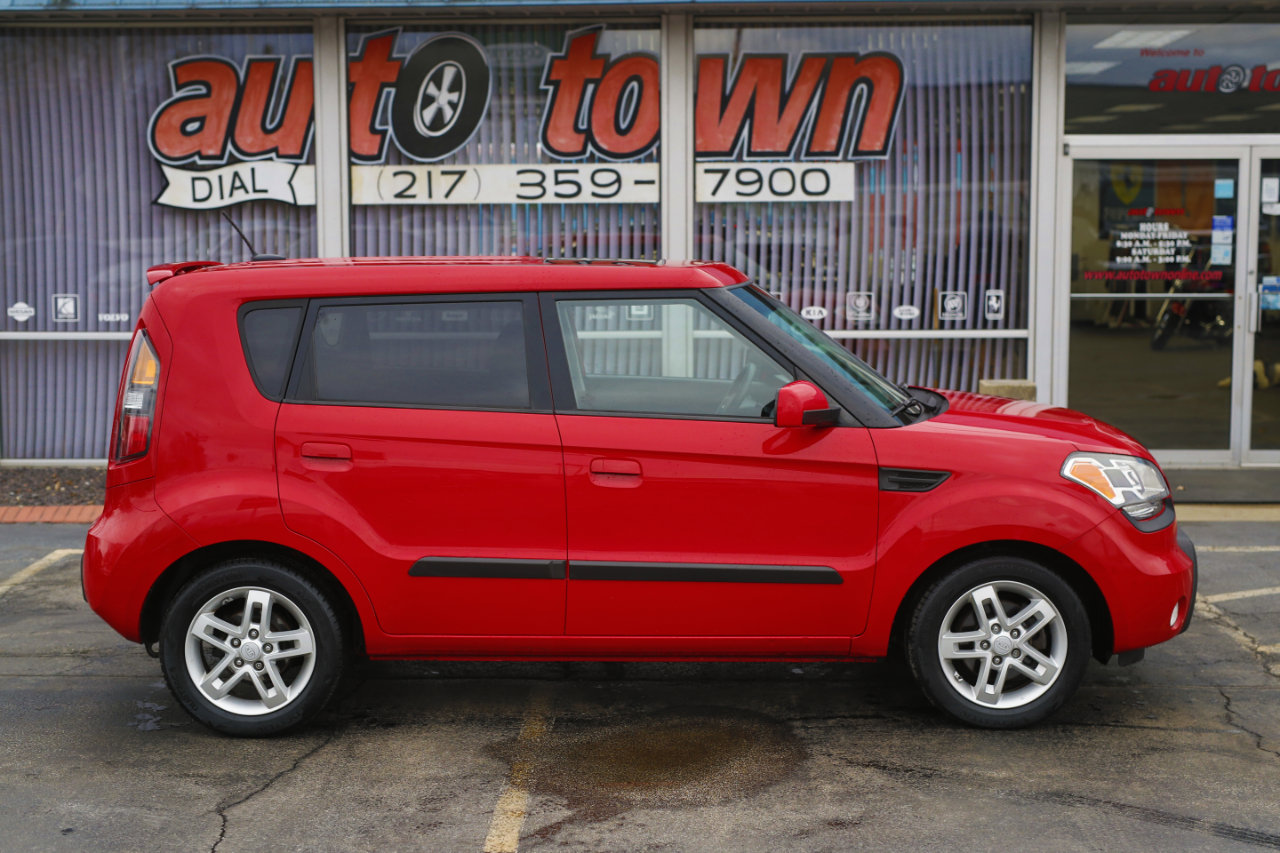 Used 2010 Kia Soul + w/ Audio Pkg image 20