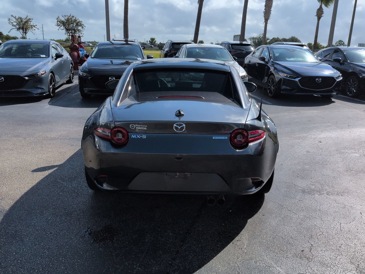 Used 2025 MAZDA MX-5 Miata RF Grand Touring RWD image 5