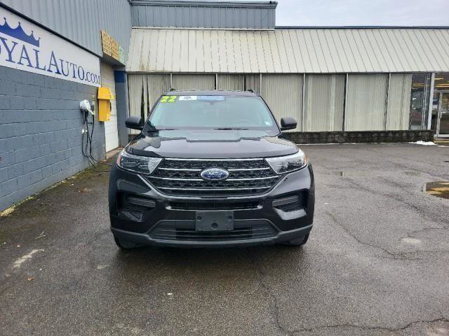Used 2022 Ford Explorer XLT image 4