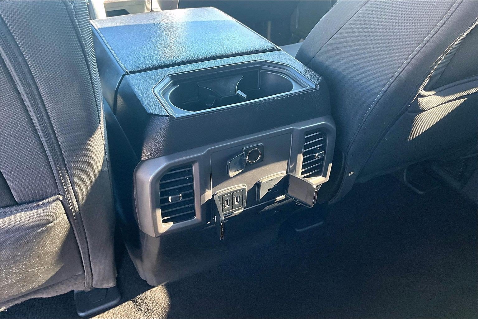 Used 2019 Ford F150 XLT w/ Equipment Group 302A Luxury AWD/4WD image 32