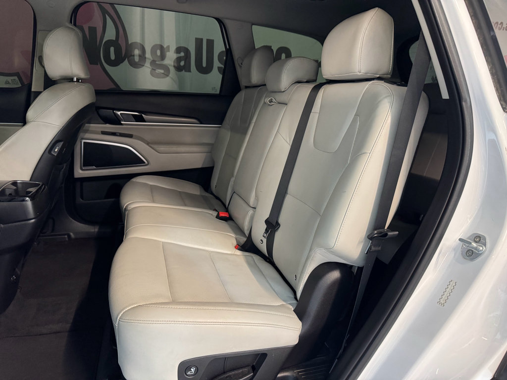 Used 2020 Kia Telluride S w/ S 8 Passenger Seating Package FWD image 21