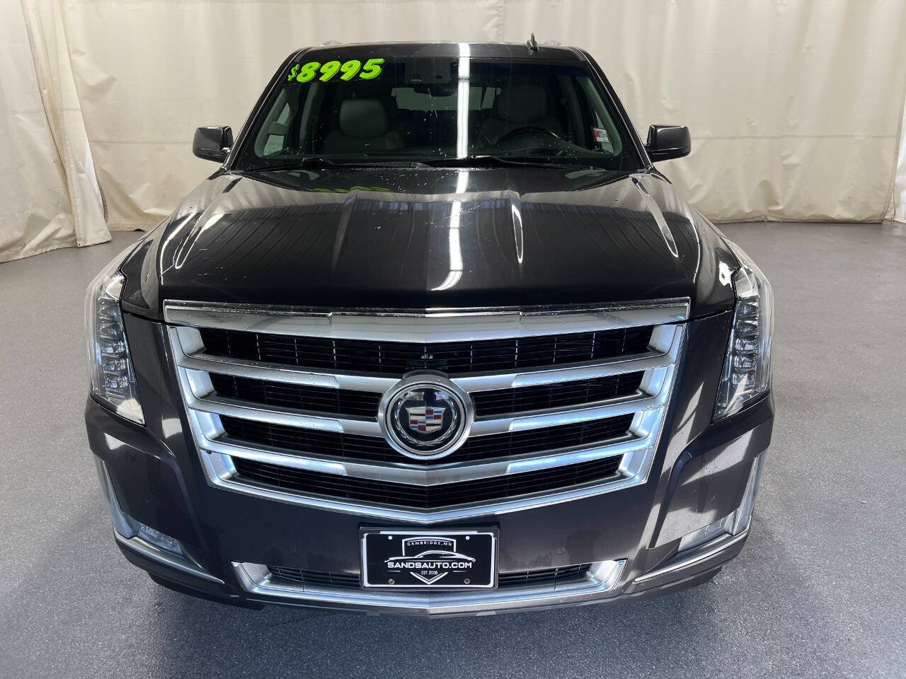 Used 2015 Cadillac Escalade ESV Premium AWD/4WD image 2