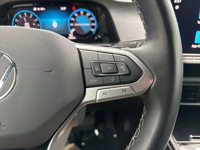 Used 2024 Volkswagen Atlas Cross Sport SE image 16