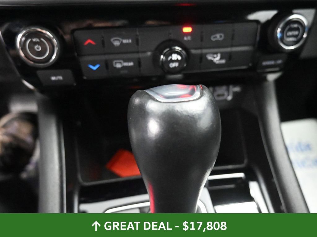 Used 2023 Jeep Compass Latitude image 33