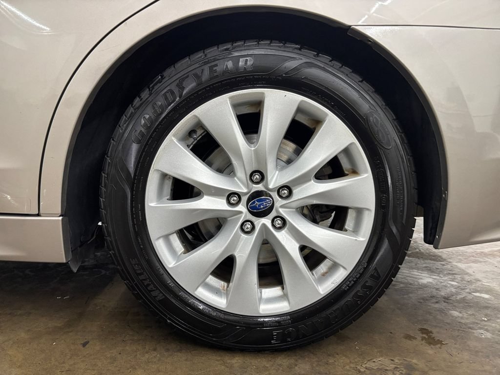 Used 2017 Subaru Legacy 2.5i w/ Alloy Wheel Package AWD/4WD image 30