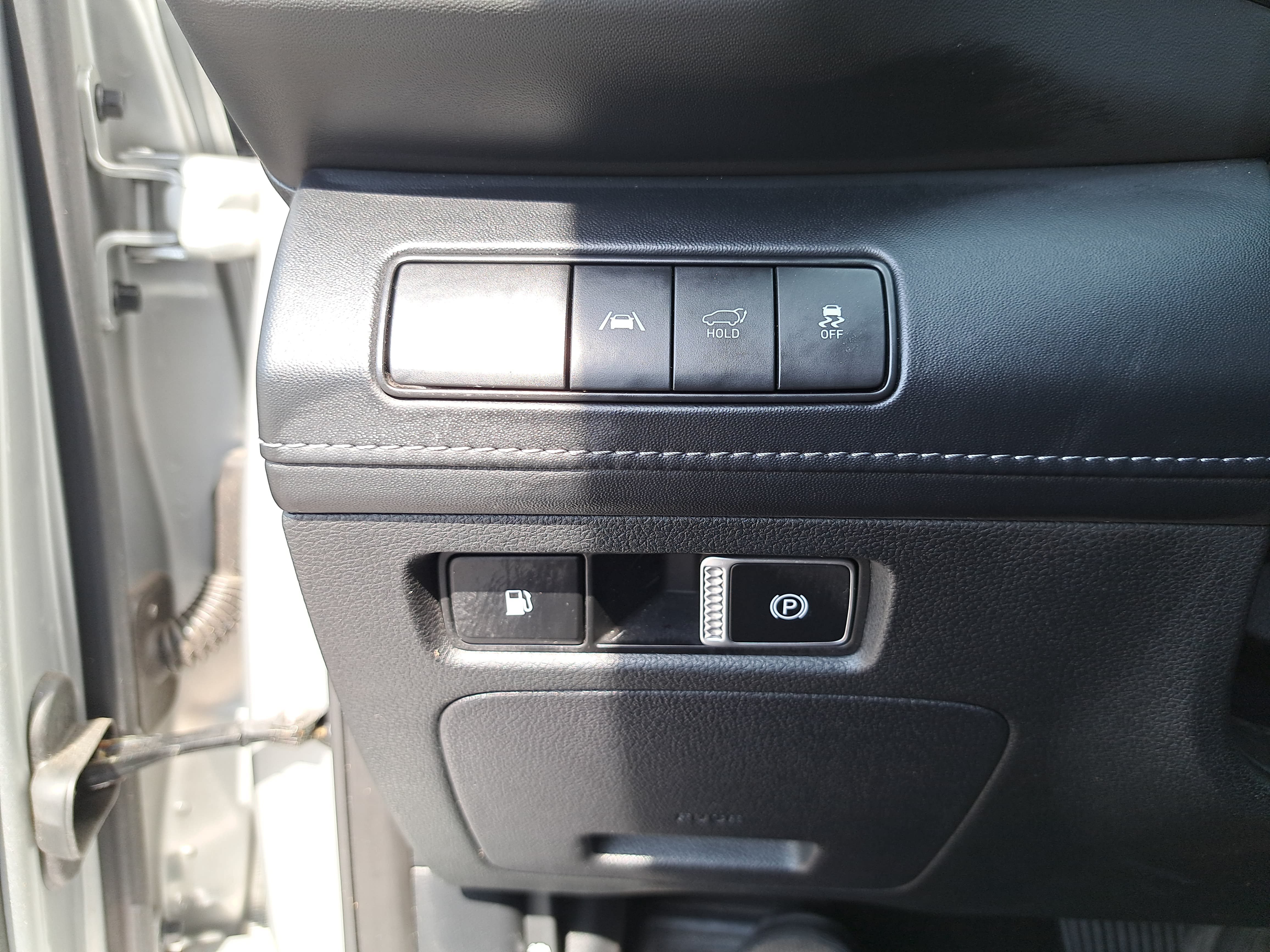 Used 2023 Hyundai Santa Fe Limited AWD/4WD image 24