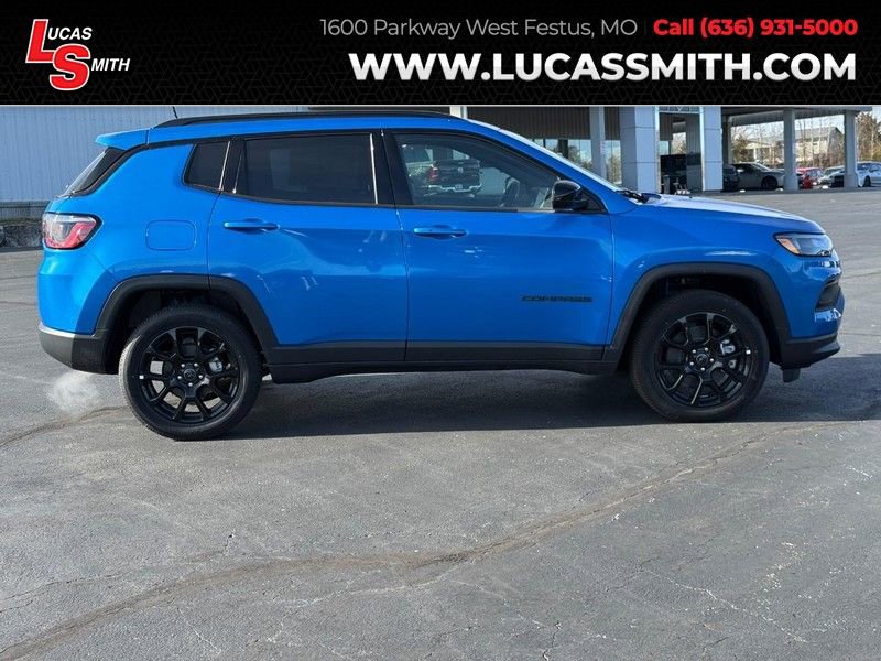 New 2026 Jeep Compass Latitude image 1