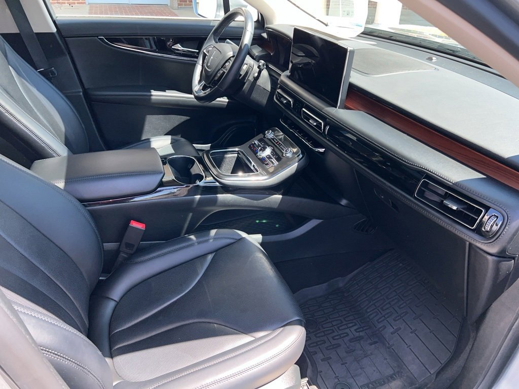 Used 2022 Lincoln Nautilus Reserve w/ Class II Trailer Tow Package image 41