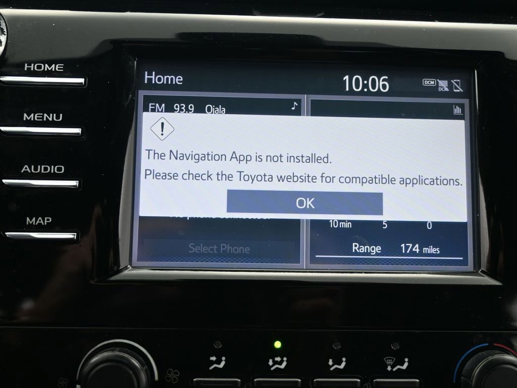 Used 2019 Toyota Camry LE image 19