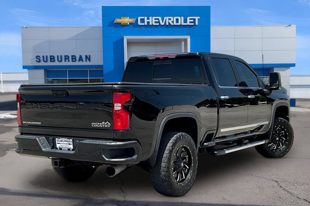 Used 2024 Chevrolet Silverado 2500 High Country AWD/4WD image 4