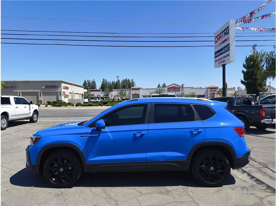 Used 2023 Volkswagen Taos SE FWD image 17