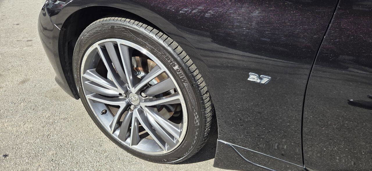 Used 2014 INFINITI Q50 Premium w/ Technology Package AWD/4WD image 13