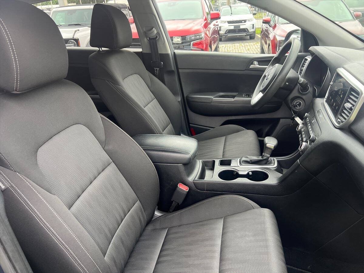 Used 2022 Kia Sportage LX FWD image 8