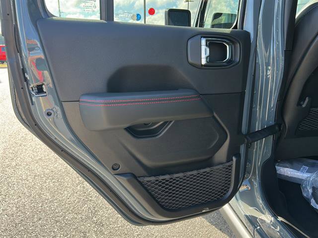 New 2025 Jeep Wrangler Unlimited Rubicon image 21