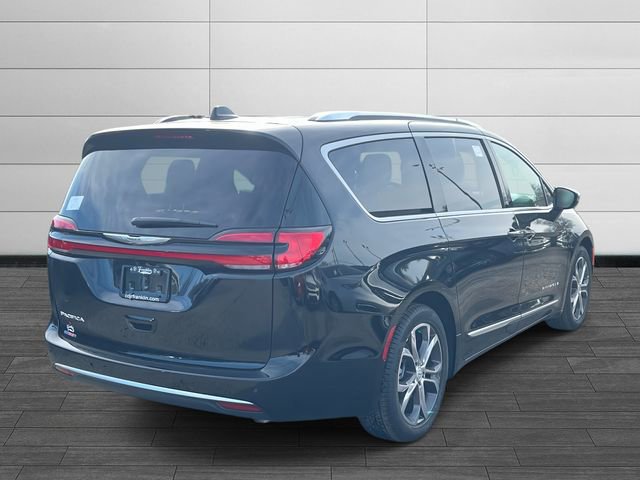 New 2026 Chrysler Pacifica Pinnacle FWD image 3