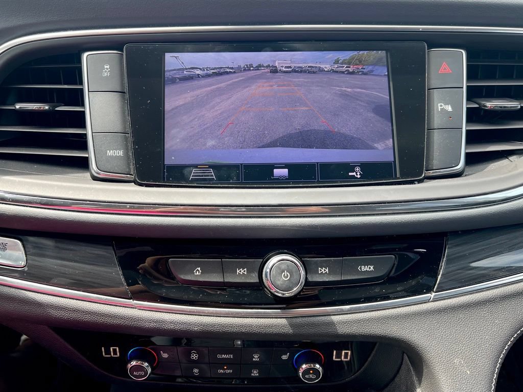 Used 2020 Buick Enclave Essence w/ Sound and Sites Package FWD image 9