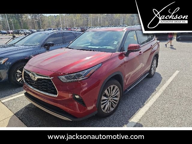 Used 2022 Toyota Highlander Platinum image 1
