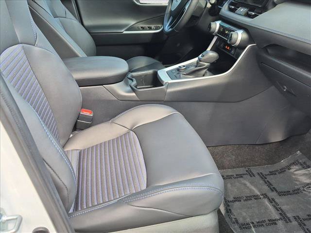 Used 2024 Toyota RAV4 XSE AWD/4WD image 20
