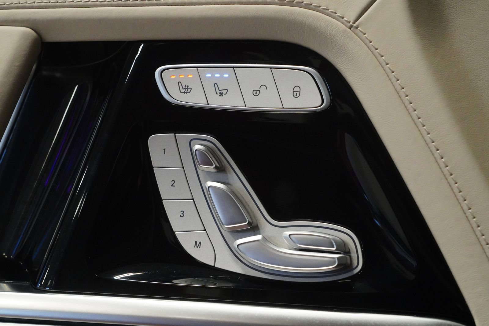 Certified 2019 Mercedes-Benz G 550 image 29