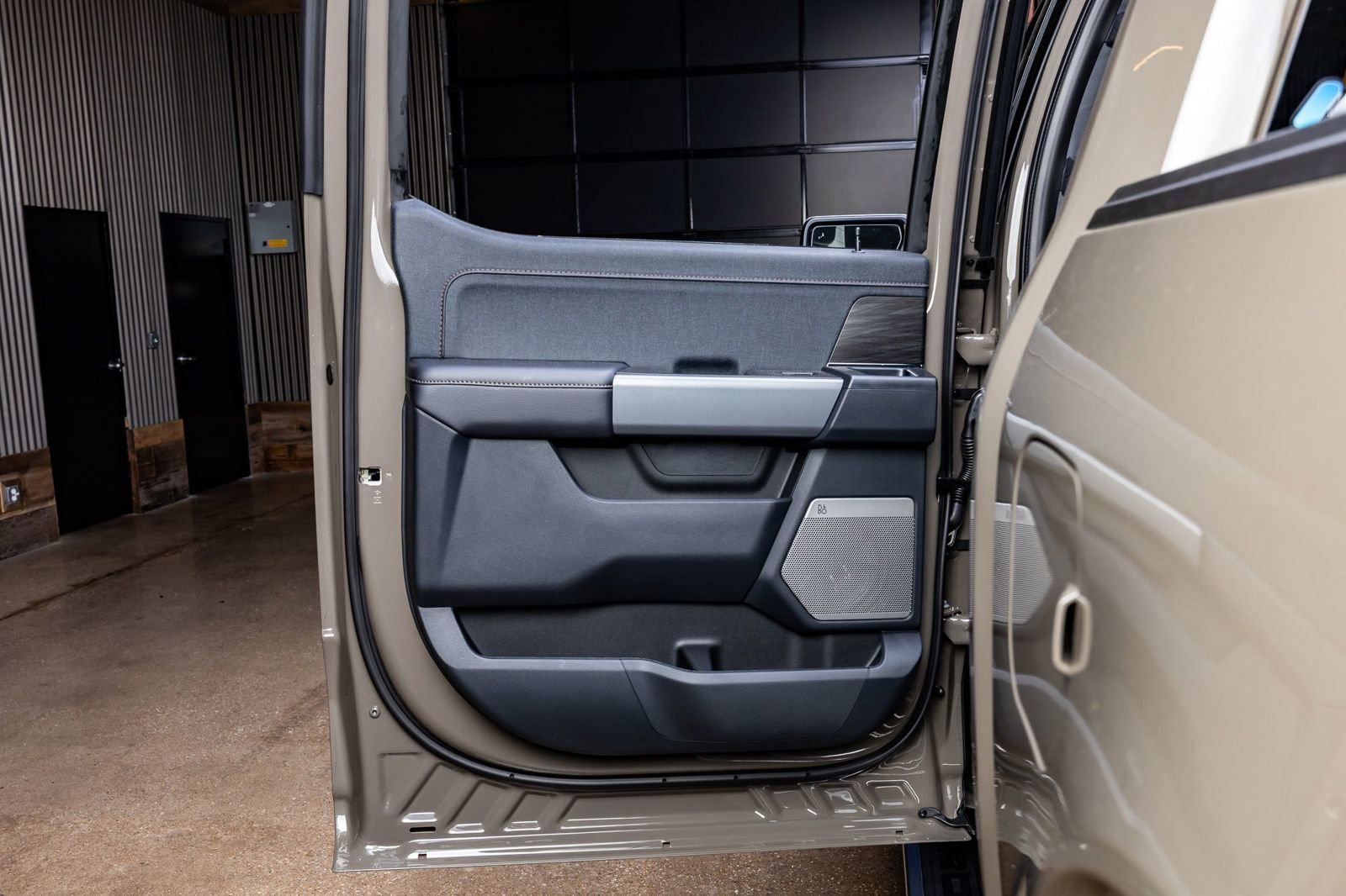 Used 2026 Ford F150 Lariat AWD/4WD image 38