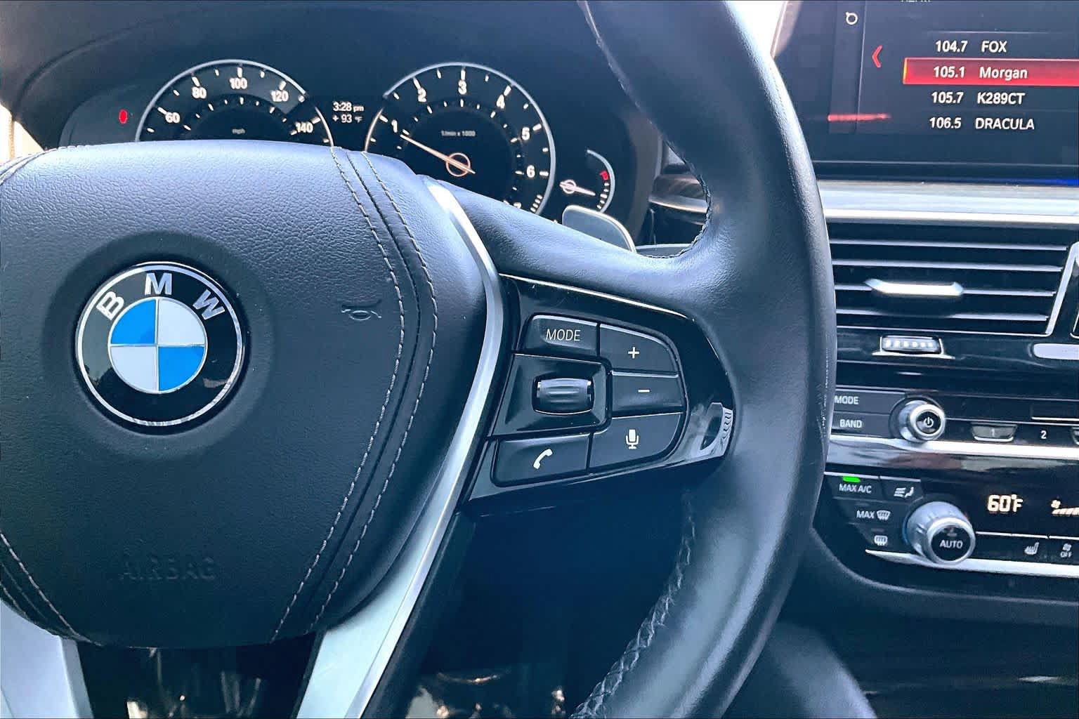 Used 2018 BMW 530i w/ Premium Package RWD image 24