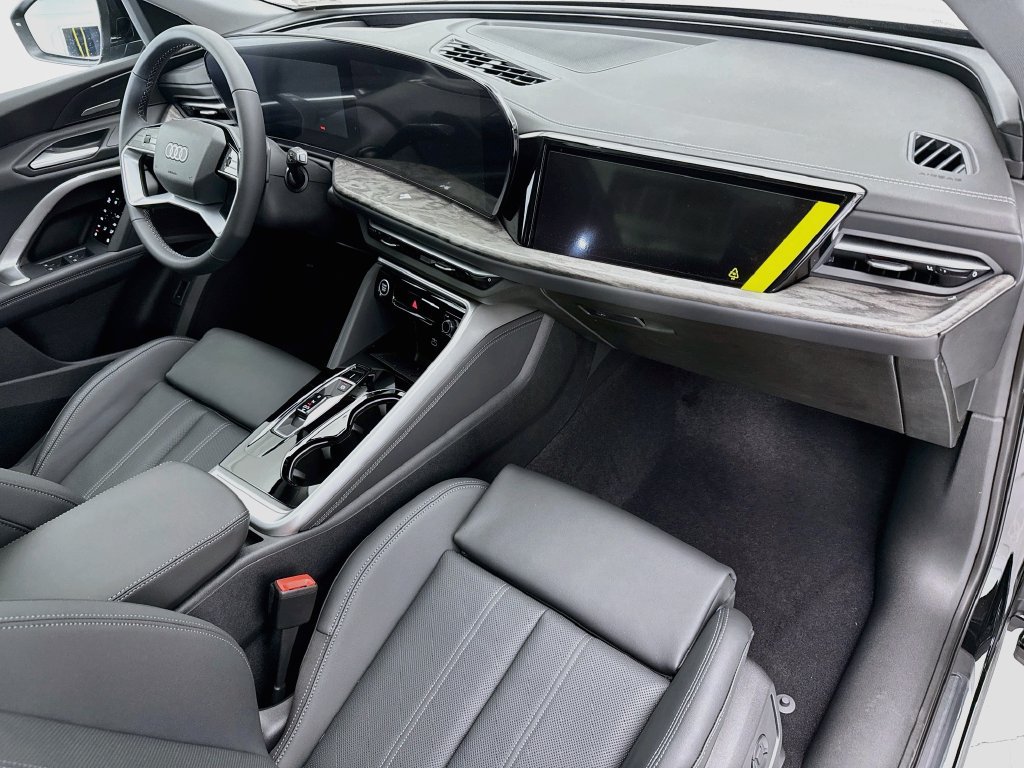 New 2026 Audi Q5 Premium AWD/4WD image 17