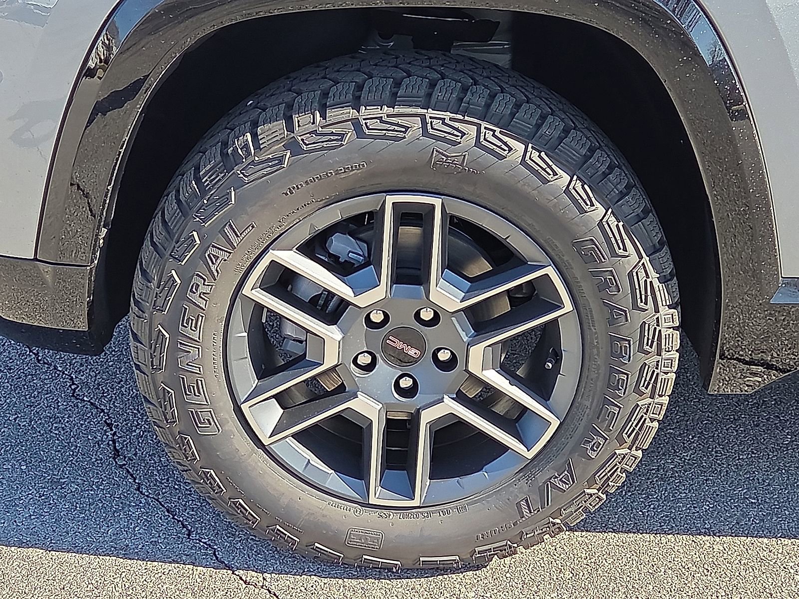 New 2026 GMC Terrain AT4 AWD/4WD image 7