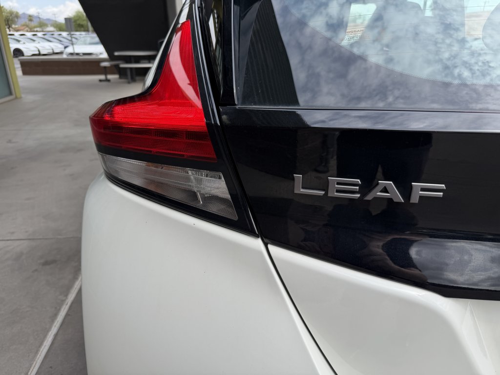 Used 2025 Nissan Leaf S FWD image 14