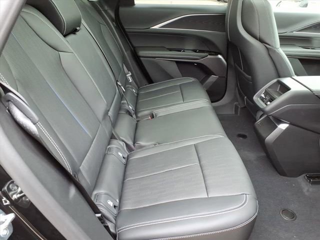 New 2026 Cadillac Lyriq Luxury w/ LPO, Floor Liner Package RWD image 20