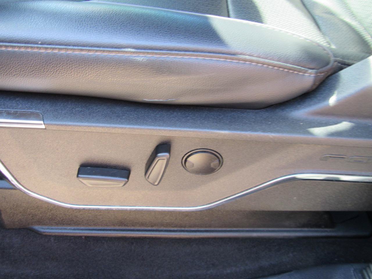 Used 2024 Ford F150 Lariat AWD/4WD image 19