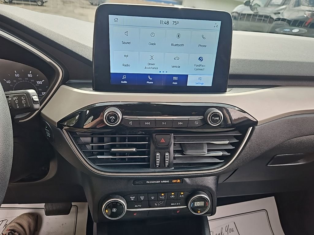 Used 2020 Ford Escape SE image 14