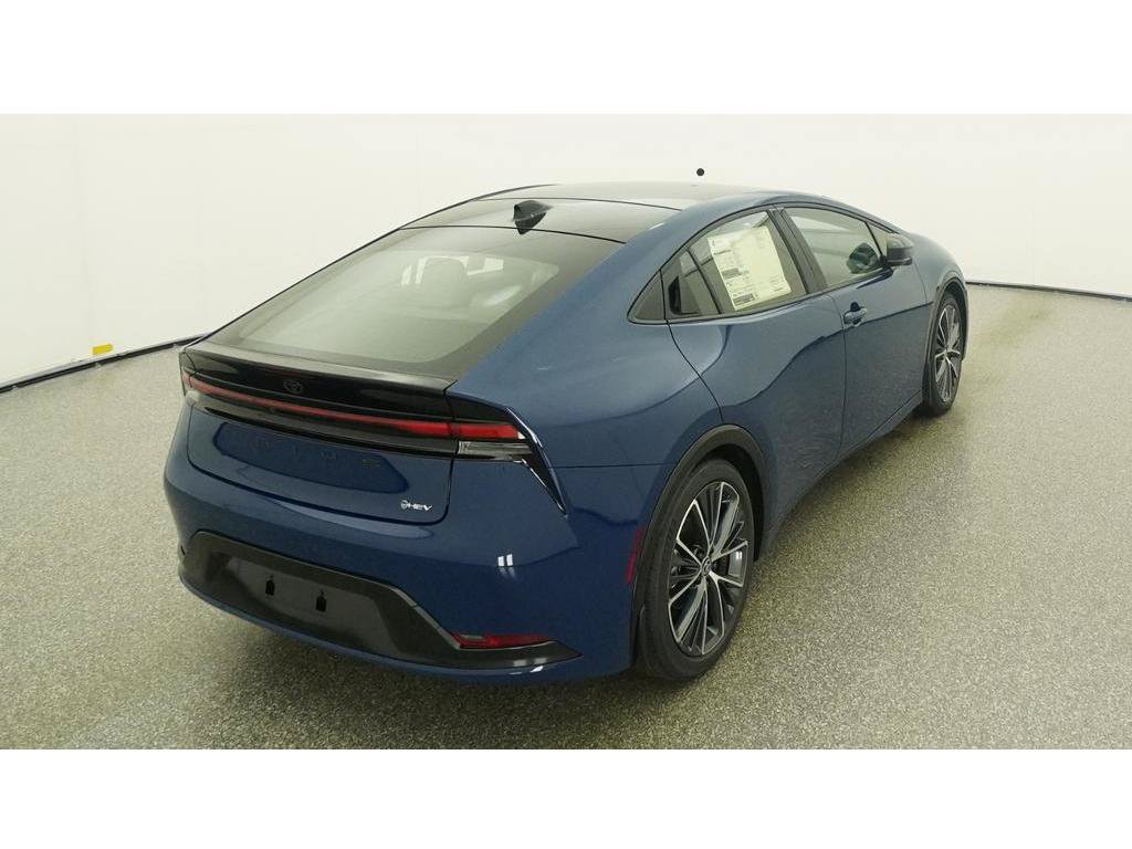 New 2026 Toyota Prius Limited FWD image 8