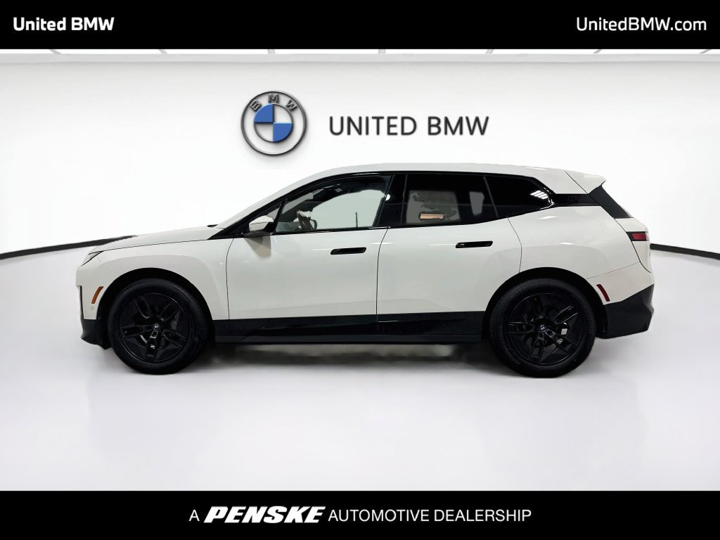 Certified 2024 BMW iX xDrive50 AWD/4WD image 8