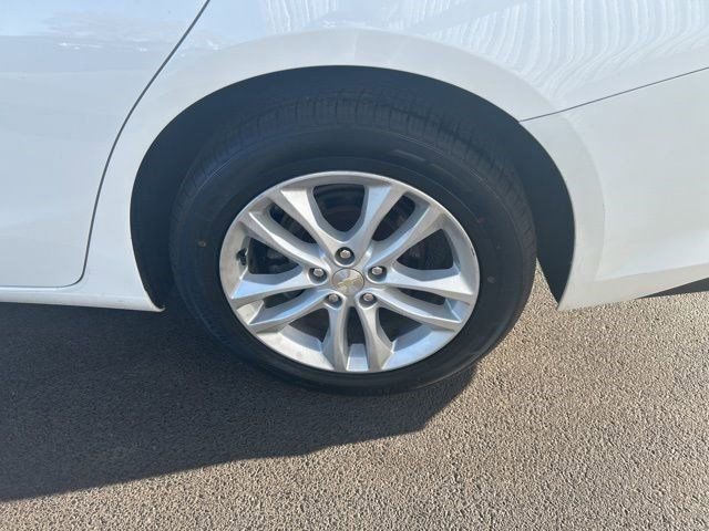 Used 2018 Chevrolet Malibu LT image 45