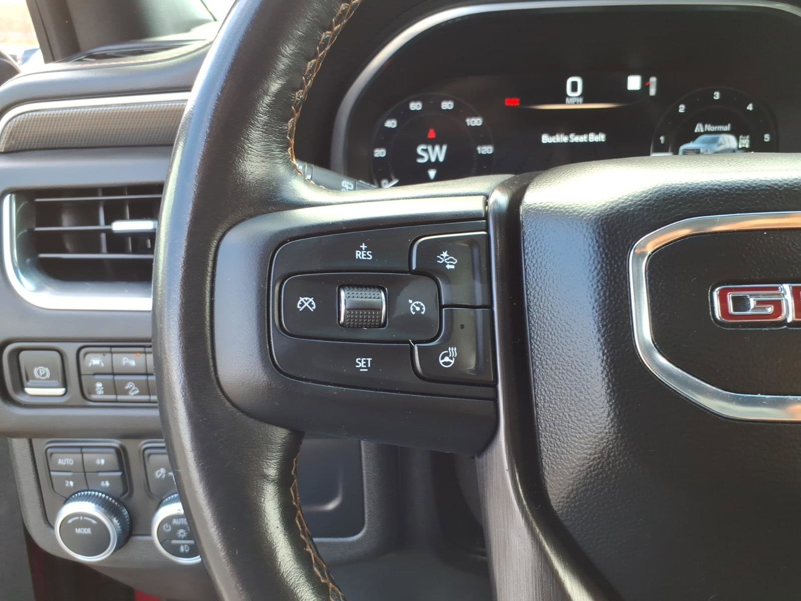 Used 2023 GMC Yukon XL AT4 w/ AT4 Premium Package image 22
