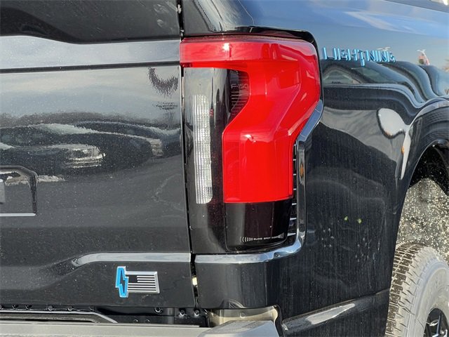 New 2025 Ford F150 Lightning XLT image 4