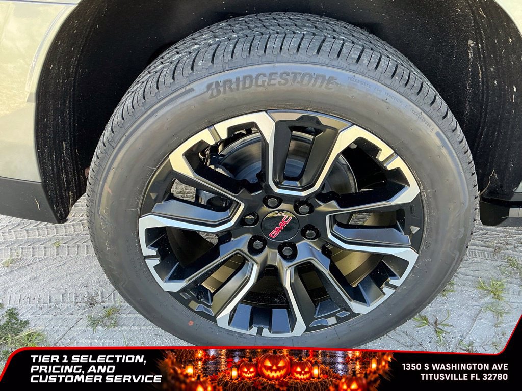 New 2026 GMC Yukon XL Denali w/ Sun & Power Step Package AWD/4WD image 13