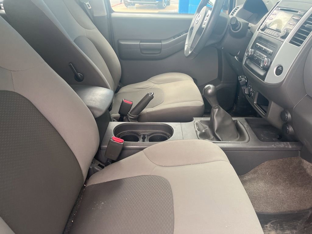 Used 2013 Nissan Xterra S AWD/4WD image 4