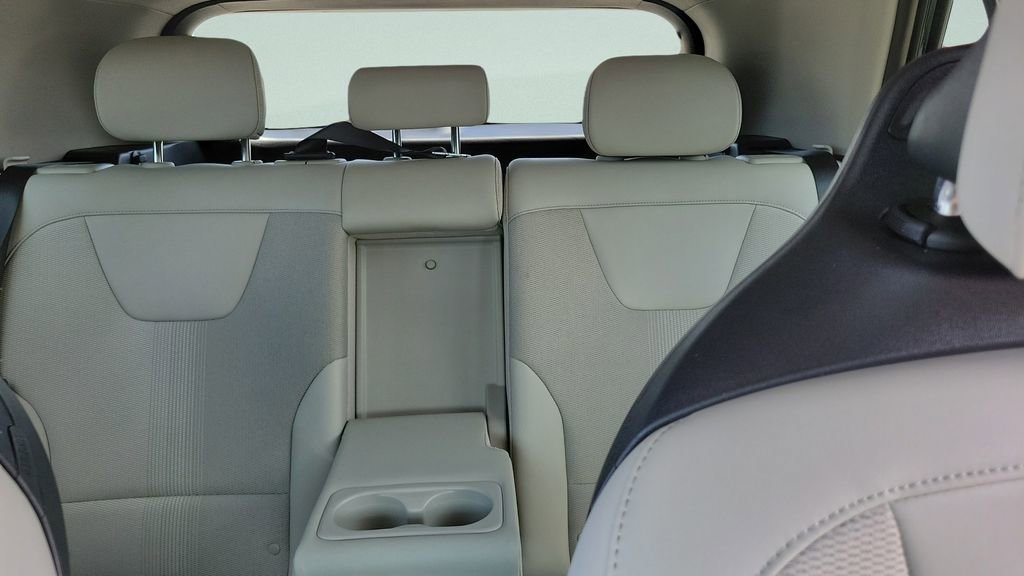 Used 2025 Kia Niro EX FWD image 17