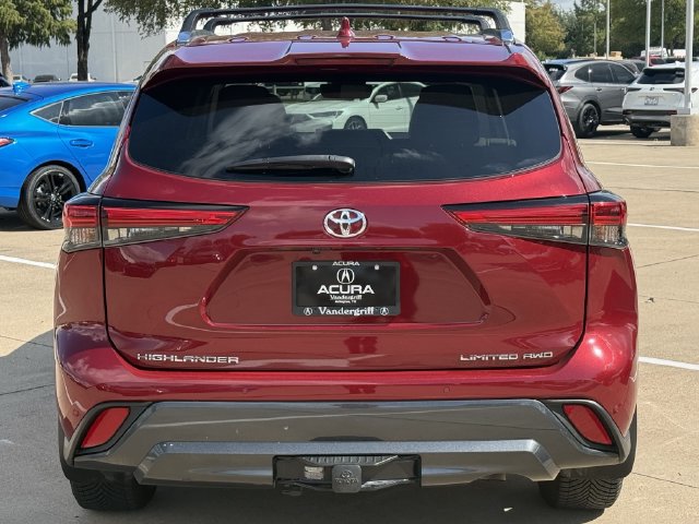 Used 2023 Toyota Highlander Limited AWD/4WD image 5