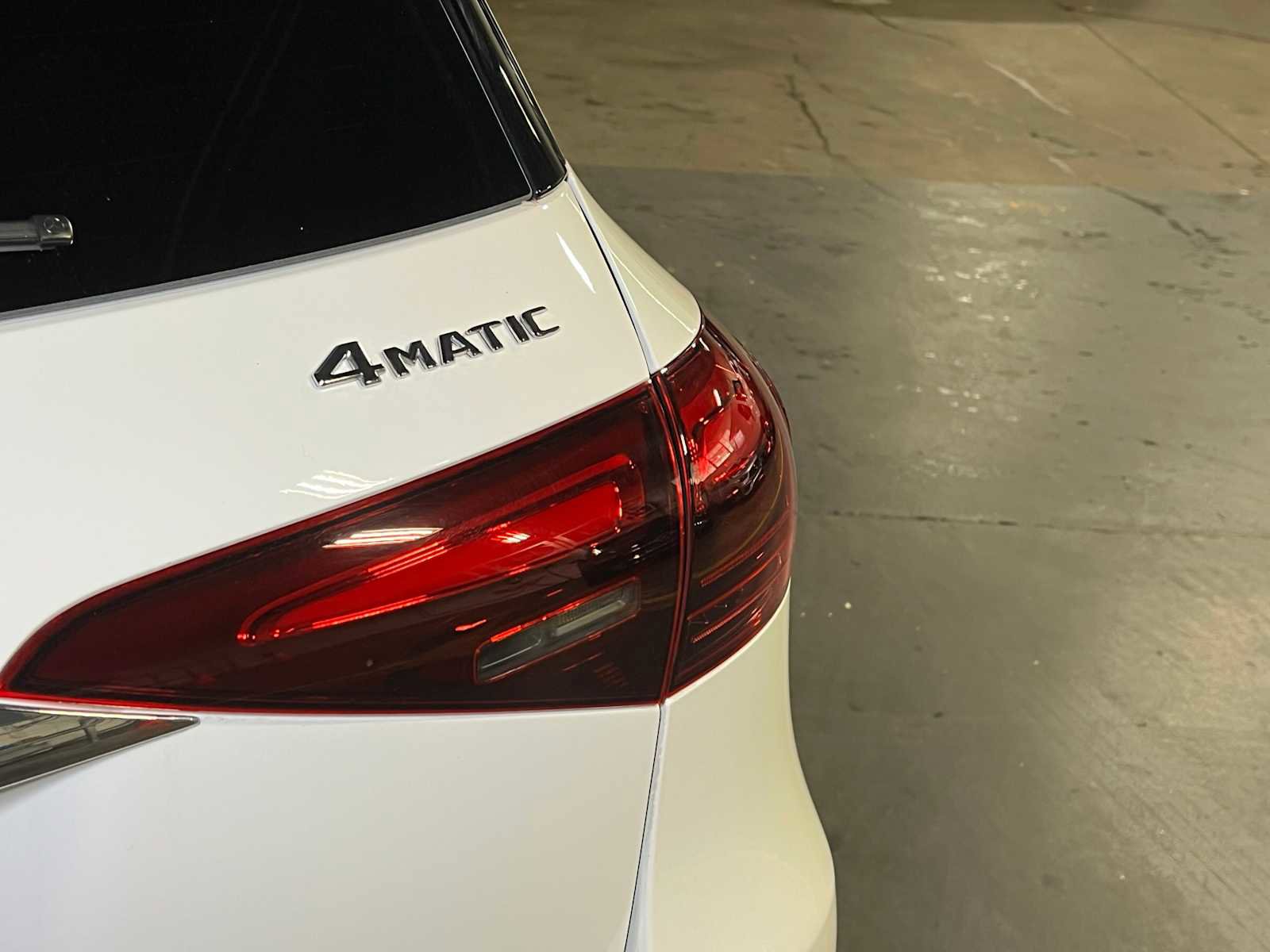 Used 2025 Mercedes-Benz GLE 350 4MATIC image 16