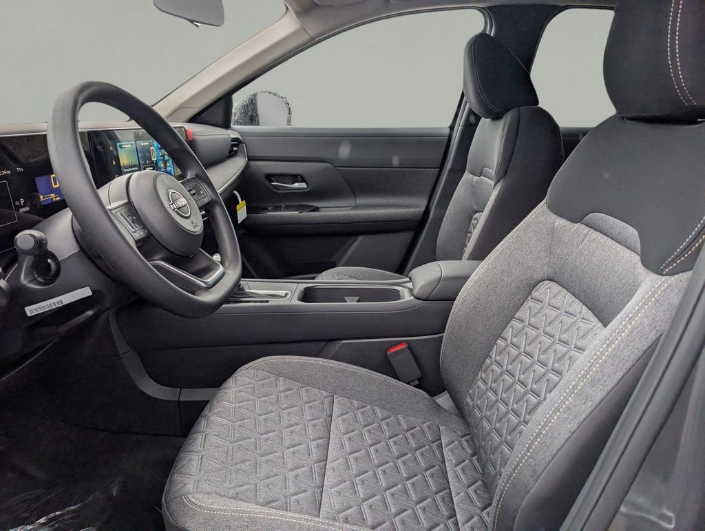 New 2026 Nissan Kicks SV image 17