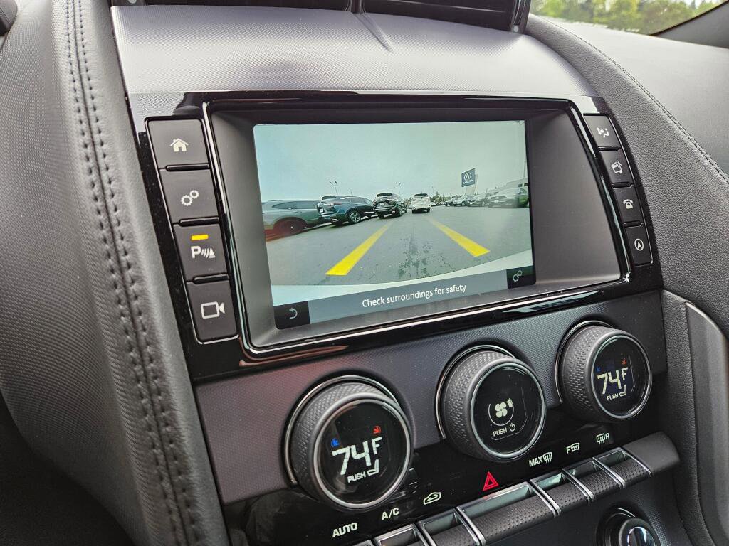 Used 2018 Jaguar F-TYPE Convertible RWD image 29