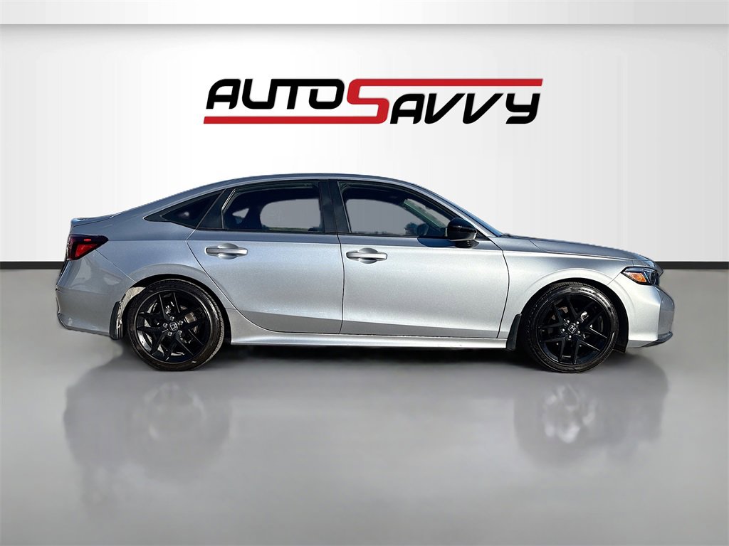 Used 2025 Honda Civic Sport image 8