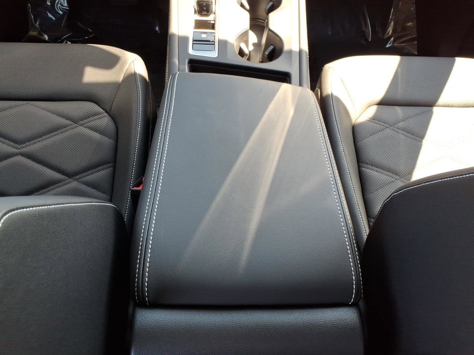 New 2026 Volkswagen Atlas SE image 14