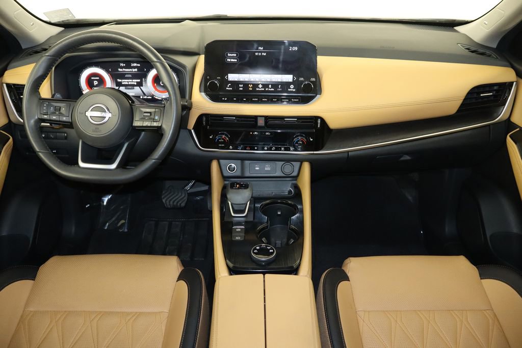 Used 2023 Nissan Rogue Platinum w/ Platinum Premium Package AWD/4WD image 13