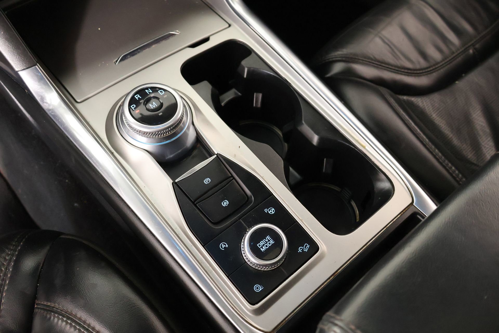 Used 2021 Ford Explorer Platinum w/ Equipment Group 601A image 9