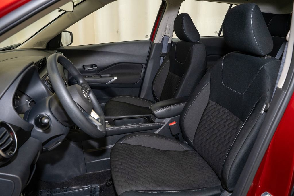 Certified 2024 Nissan Kicks SV image 10