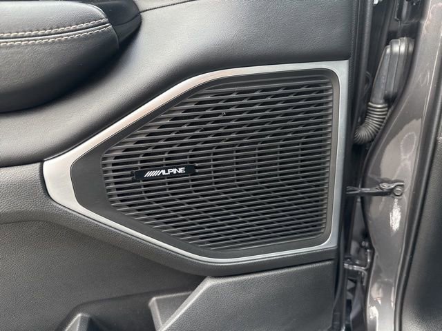 Certified 2024 Jeep Wagoneer 4WD w/ HD Trailer Tow Package image 12